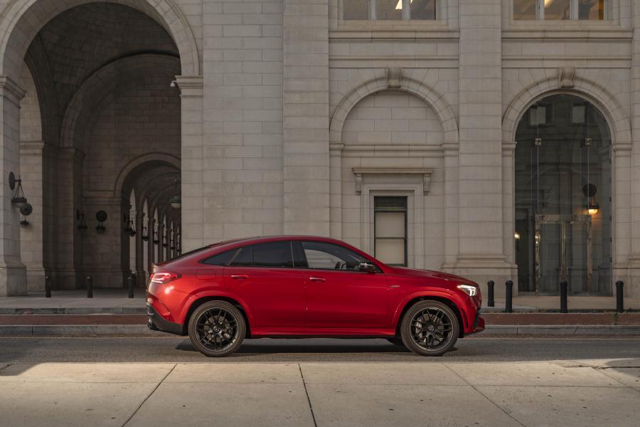  Mercedes-AMG GLE53 4Matic+ Coupe (C167) 2020 года  (NA) (фото 15 из 40)